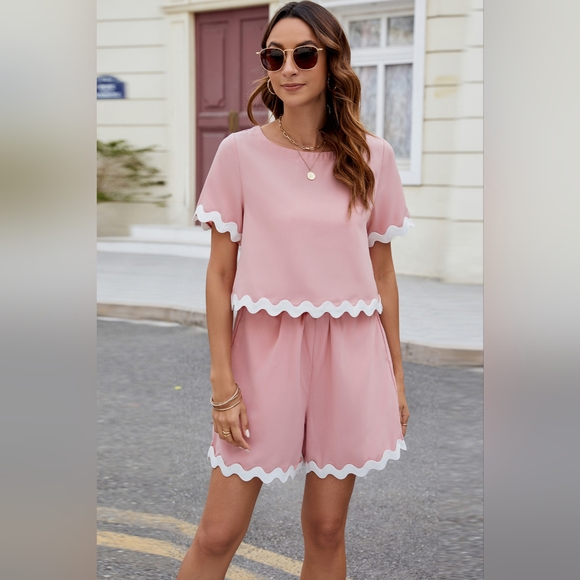 Contrast Trim Round Neck Top and Shorts Set - Picture 5 of 6